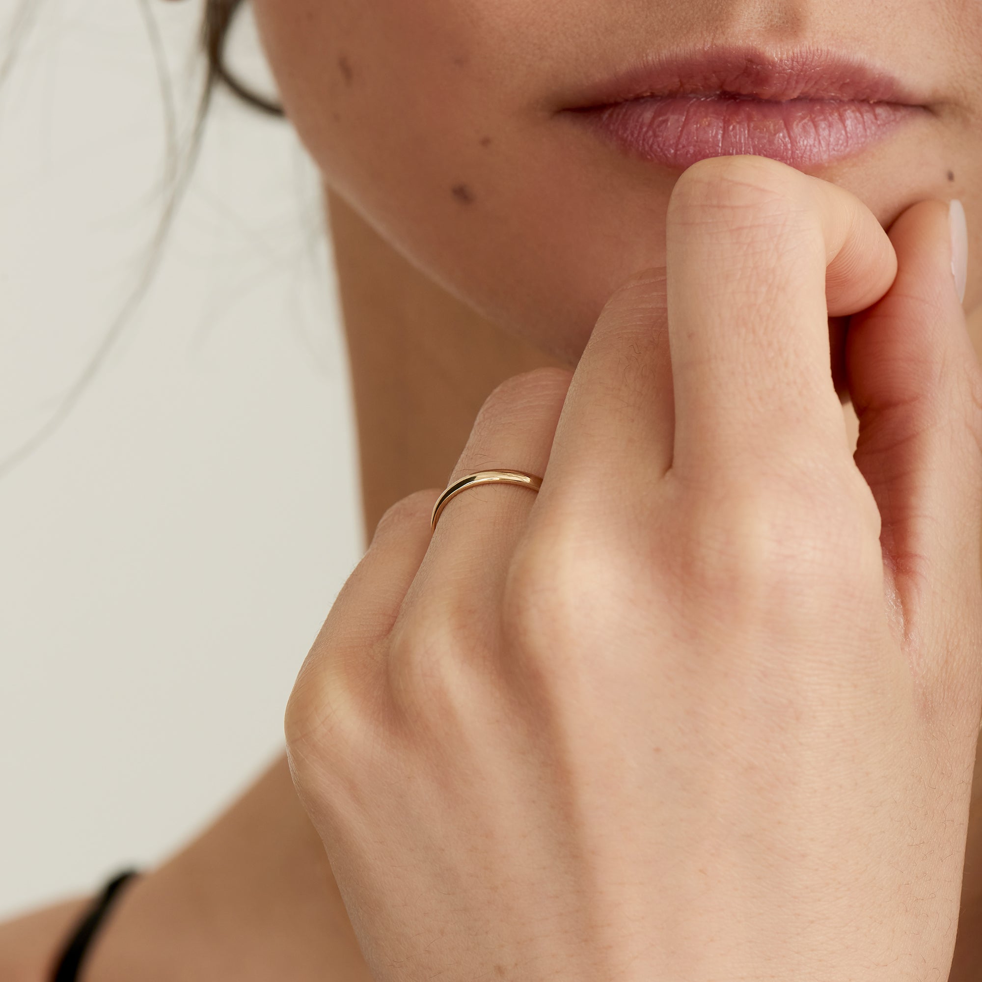 Ania Haie 14ct Gold Stargazer Band Ring