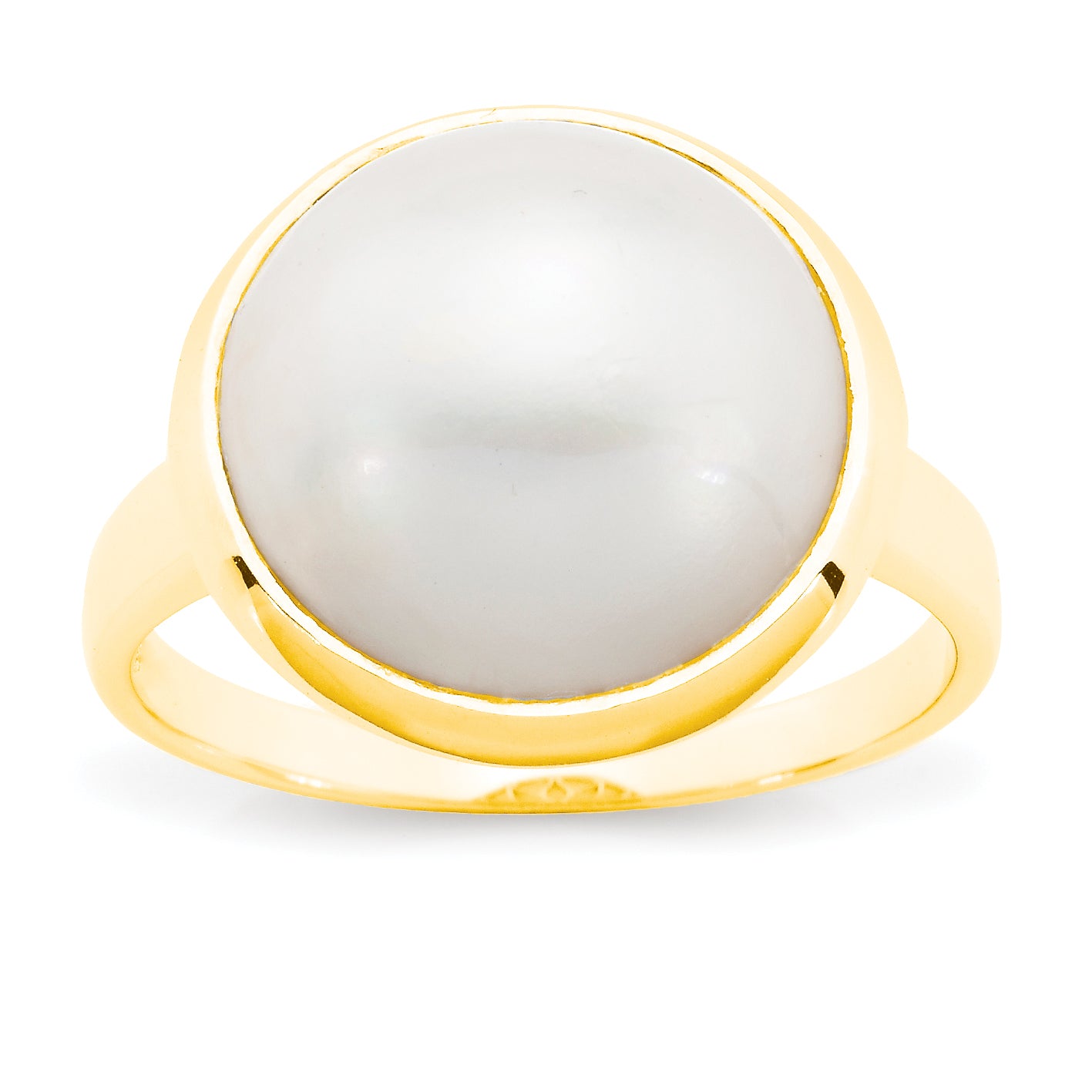 Iris' Mabe Pearl Ring in 9ct Yellow Gold
