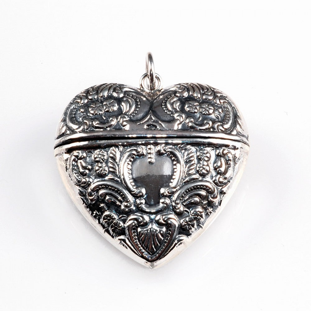 Mountain Creek Jewellery - Antique Heart Pendant